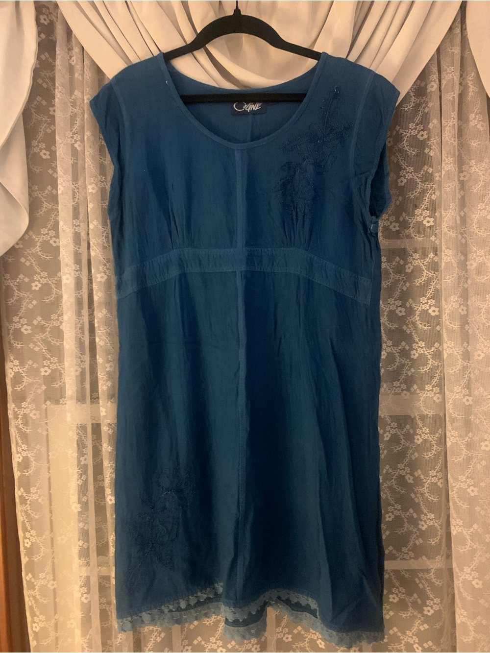 Blue Embroidered Cap-Sleeve Dress - Femalee